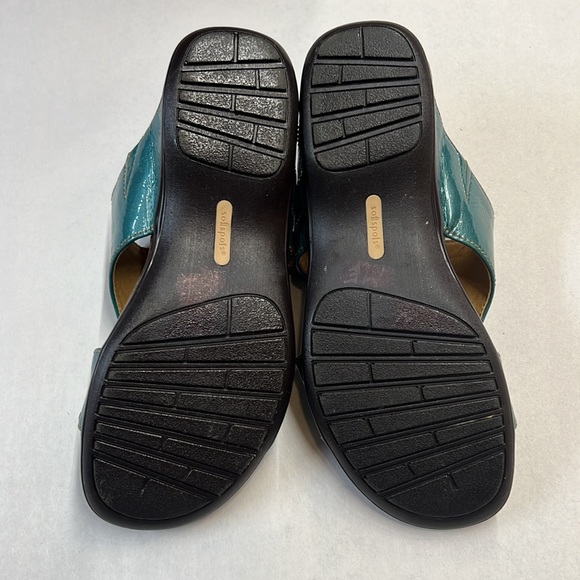SOFTSPOTS Women's •Caileen• Slide Sandal - Green Patent  7W - Picture 4 of 7